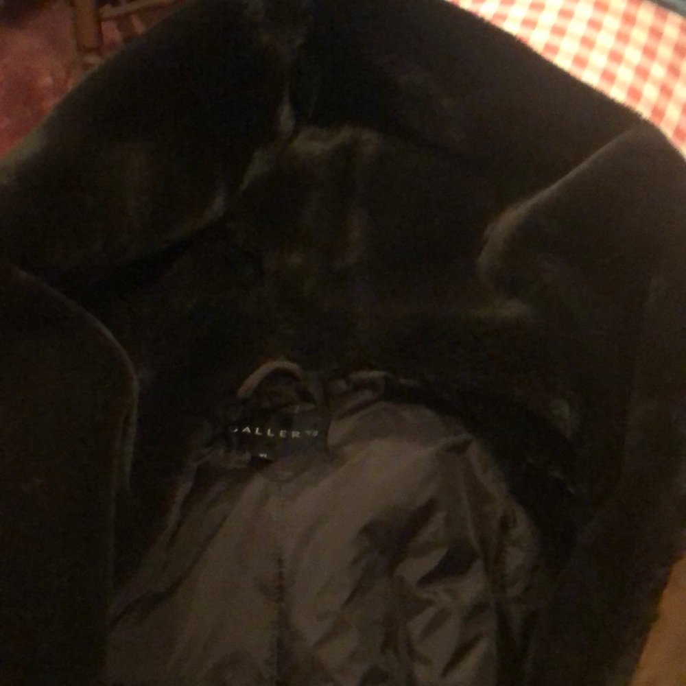 Coat - Picture 2 of 7